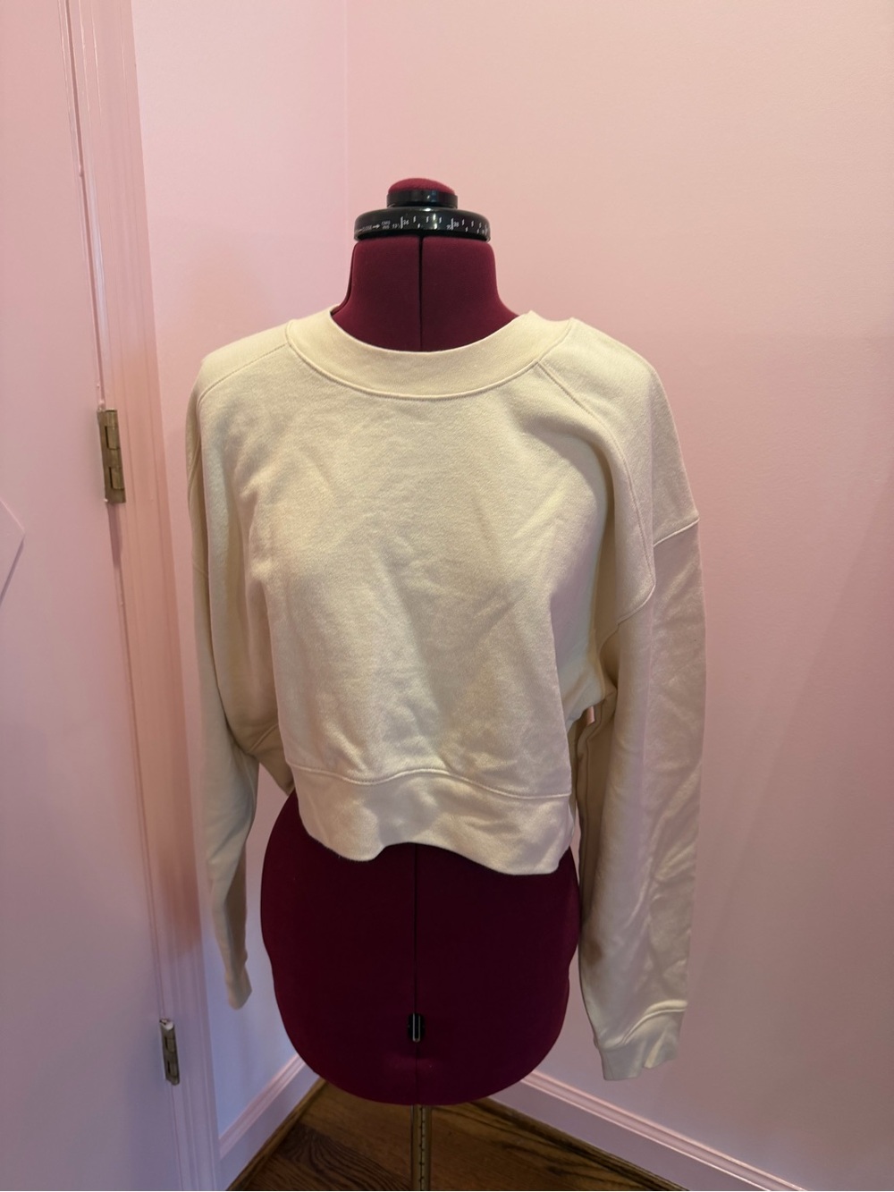 nuuds Cream Knit Sweatshirt Top